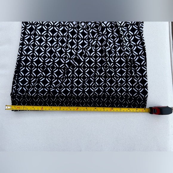 White House Black Market Halter Neck top - Size Small - Picture 15 of 16